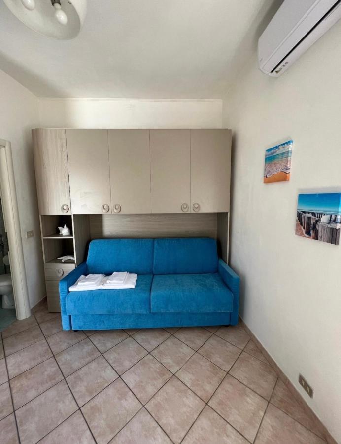 Villa Pisola Fiumicino Airport - Seafront 외부 사진