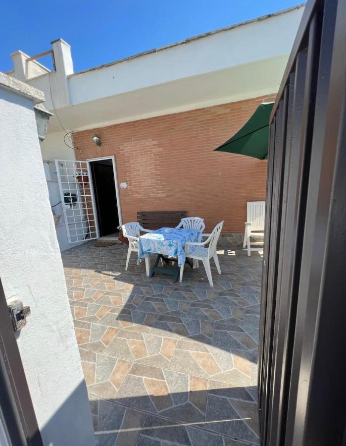 Villa Pisola Fiumicino Airport - Seafront 외부 사진